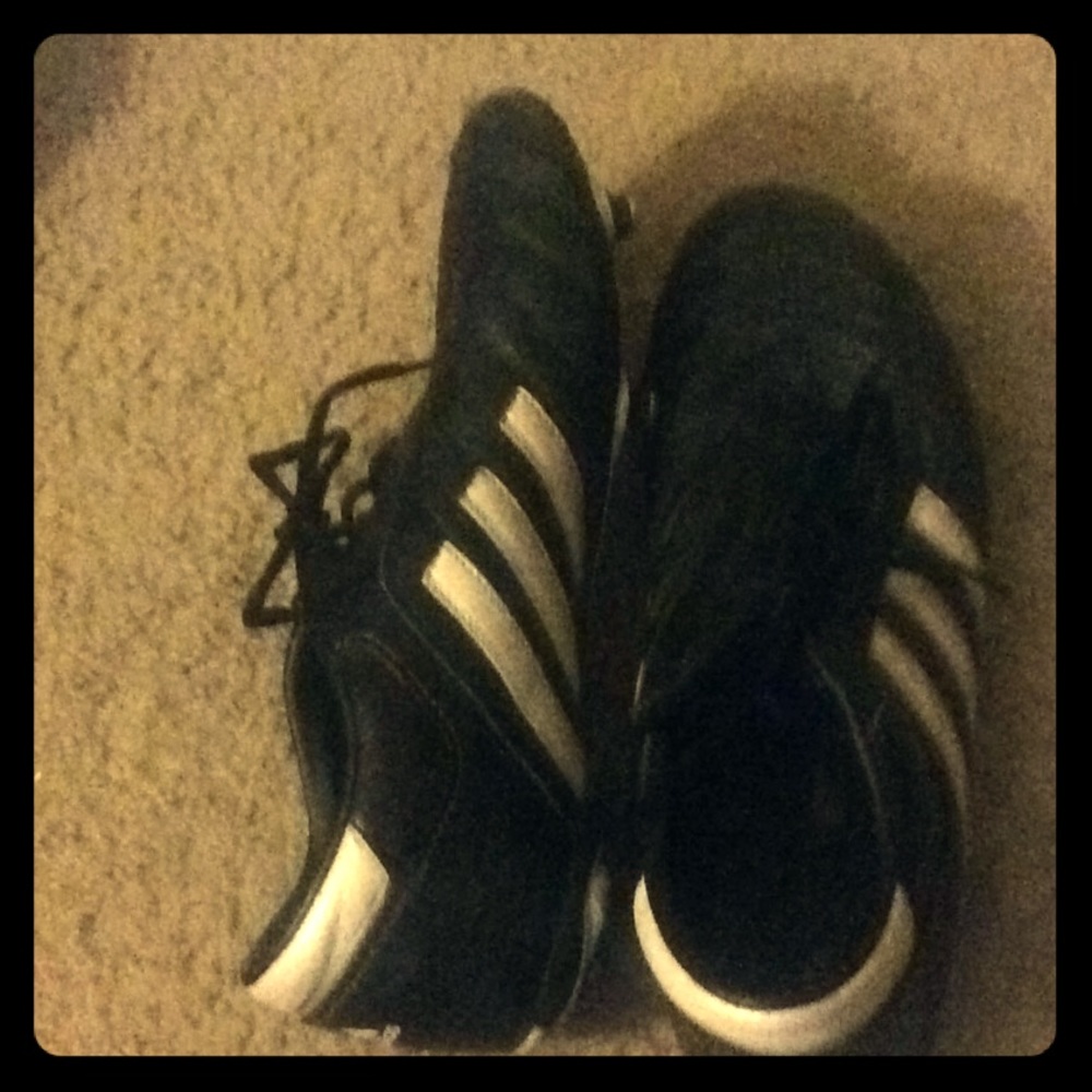 Adidas adinova